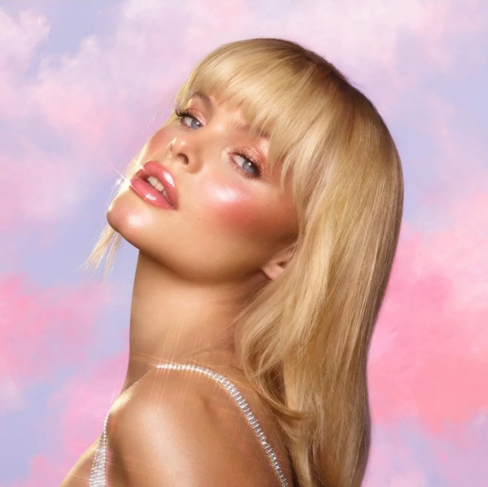 Charlotte Tilbury Glowgasm Face Palette - Picture 4 of 7